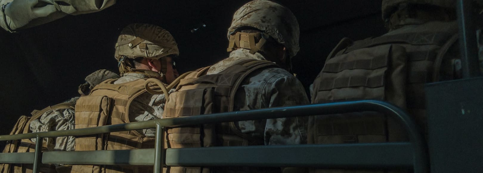 carousel-military